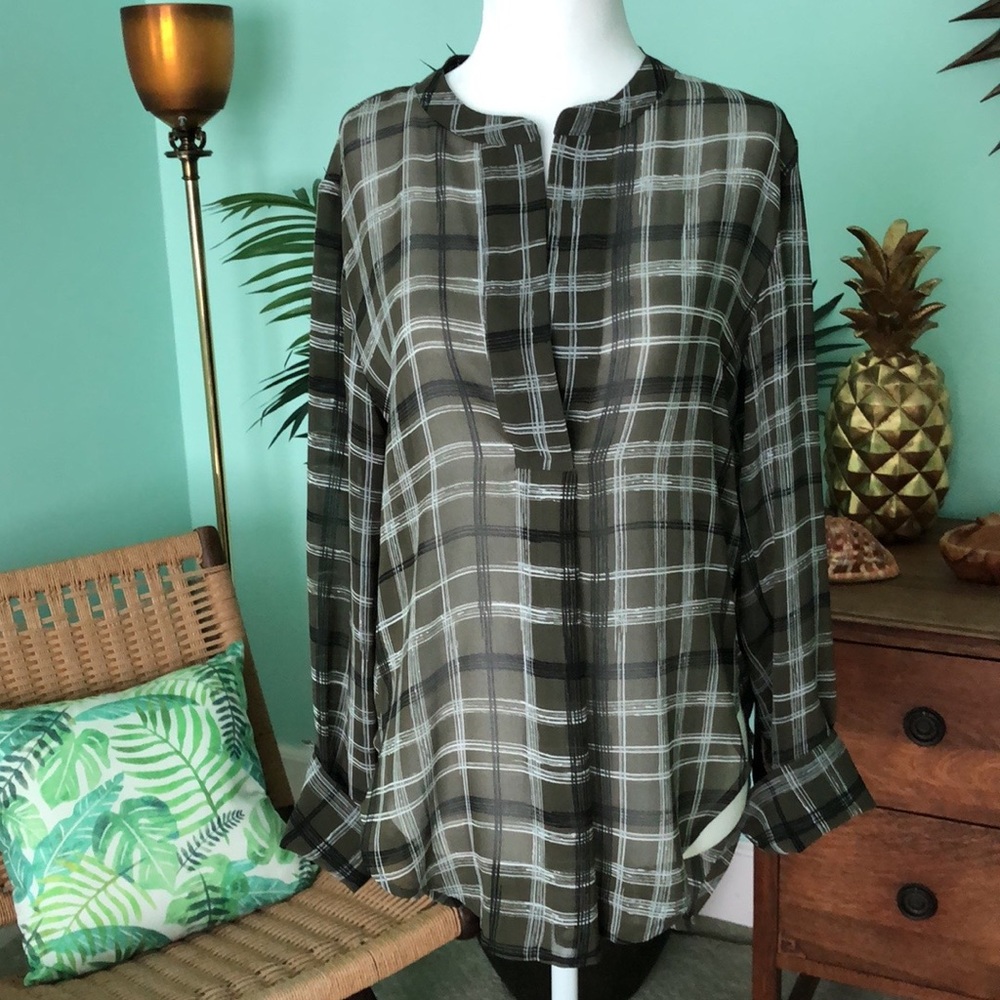 Banana Republic Olive Plaid Top XS